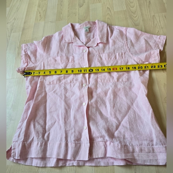 L.L. Bean 100% Linen Button Down Top Size Medium - Picture 5 of 7